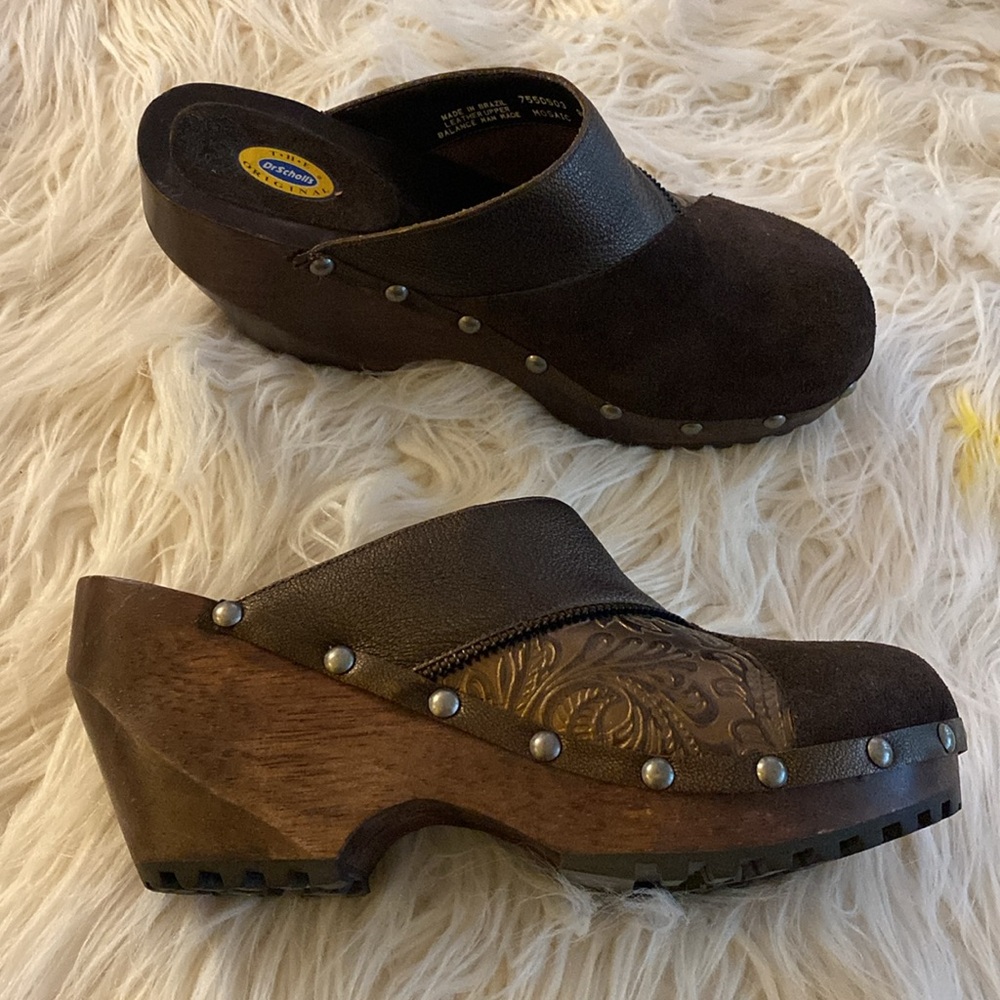 DR. SCHOLL's leather & studded clogs - Picture 5 of 12